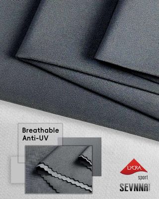 152 سم من نسيج الليكرا مع 72٪ من المواد المعاد تدويرها و 28٪ من الليكرا