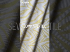 ملابس السباحة للأطفال من النسيج المعاد تدويرها